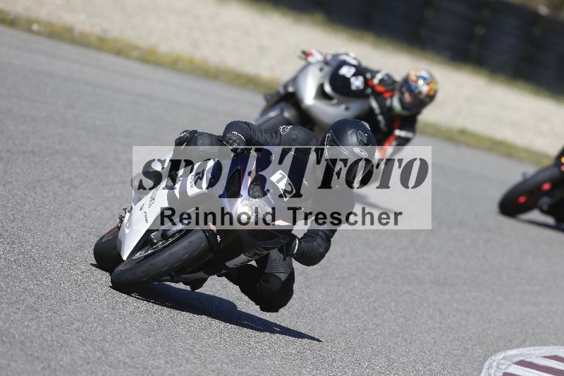 /05 07.04.2026 Cornu Master School ADR/Gruppe gruen/12